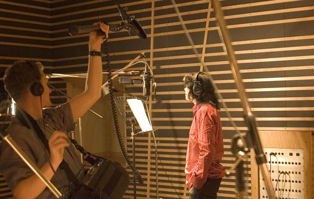 Michael Jackson w londyńskim studio, 2005 r. Michael Jackson w londyńskim studio, 2005 r.