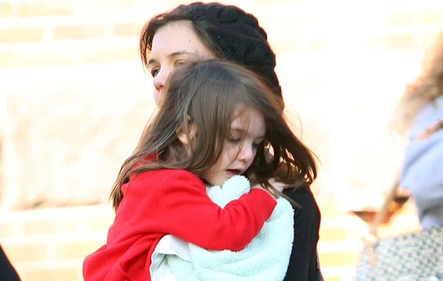 Katie Holmes z Suri Katie Holmes z Suri