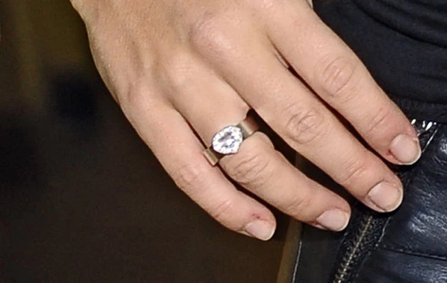 Pierścionek Dody, fot. Andras Szilagyi Pierścionek Dody, fot. Andras Szilagyi