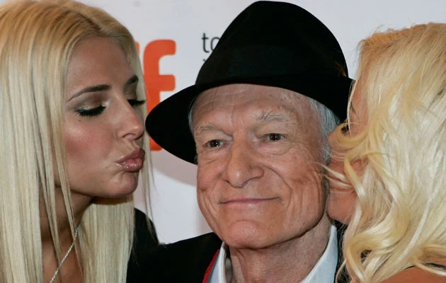 Hugh Hefner i jego króliczki, fot. Jim Ross Hugh Hefner i jego króliczki, fot. Jim Ross