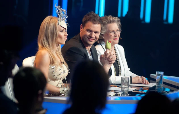 Jurorzy "Tylko nas dwoje" - Doda, Tomek Karolak, Irena Santor, fot.J.Antoniak Jurorzy "Tylko nas dwoje" - Doda, Tomek Karolak, Irena Santor, fot.J.Antoniak