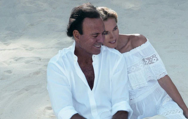 Julio Iglesias z żoną Julio Iglesias z żoną