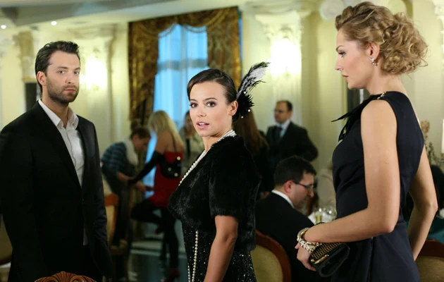 Filip Bobek, Anna Mucha i Małgorzata Socha na planie "Prosto w serce", fot.Paweł Wrzecion Filip Bobek, Anna Mucha i Małgorzata Socha na planie "Prosto w serce", fot.Paweł Wrzecion