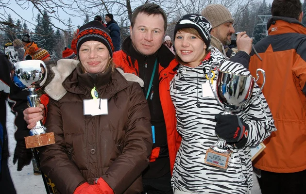 Piotr Cyrwus z żoną (L) i córką Anną (P), fot.Mikulski Piotr Cyrwus z żoną (L) i córką Anną (P), fot.Mikulski