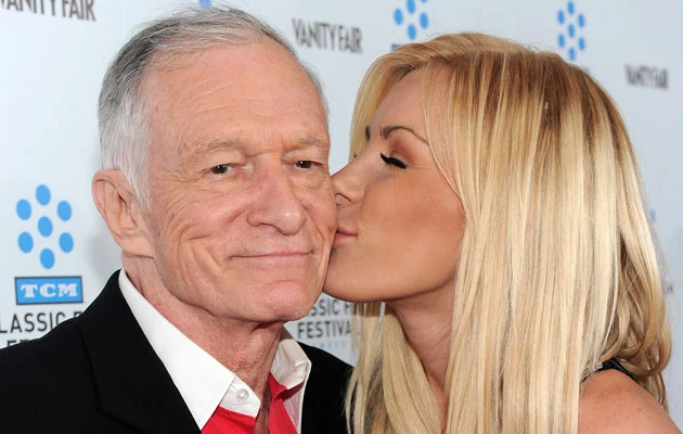 Hugh Hefner i Crystal Harris, fot. Alberto E. Rodriguez Hugh Hefner i Crystal Harris, fot. Alberto E. Rodriguez