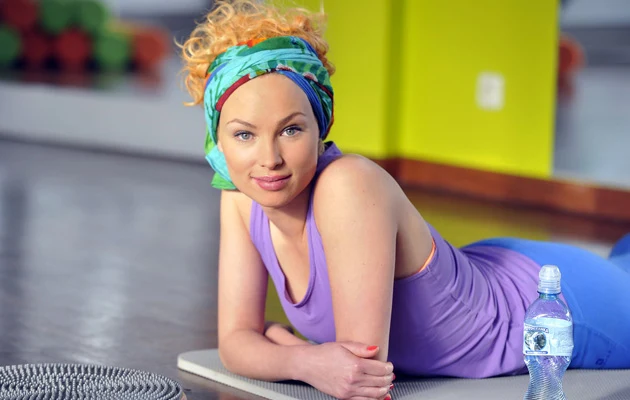 Weronika ćwiczy nawet na planie "Chichotu losu", fot.Kurnikowski