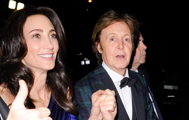 Paul McCartney z narzeczoną, fot. Ray Tamarra