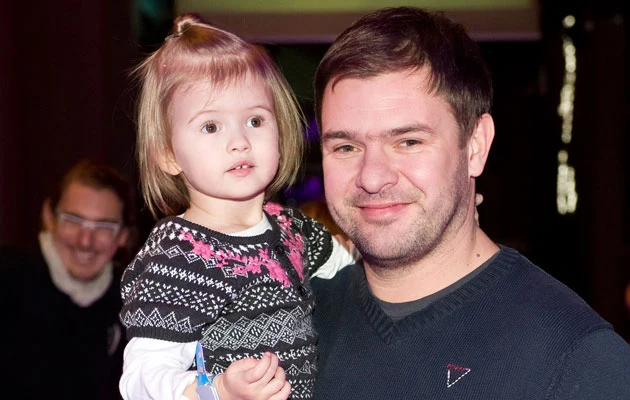 Tomek Karolak z córką Lenką, fot. Jarosław Antoniak Tomek Karolak z córką Lenką, fot. Jarosław Antoniak