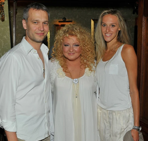 Na otwarciu "Białej Gęsi" Magdy Gessler Michał Żebrowski pojawił się z żoną, fot.Tomasz Raczek Na otwarciu "Białej Gęsi" Magdy Gessler Michał Żebrowski pojawił się z żoną, fot.Tomasz Raczek