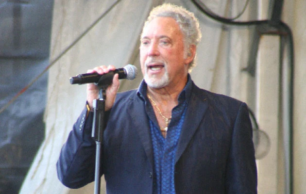 Tom Jones Tom Jones