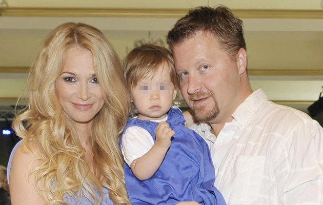 Ewa Pacuła z córką Zuzią i partnerem Maćkiem Ewa Pacuła z córką Zuzią i partnerem Maćkiem