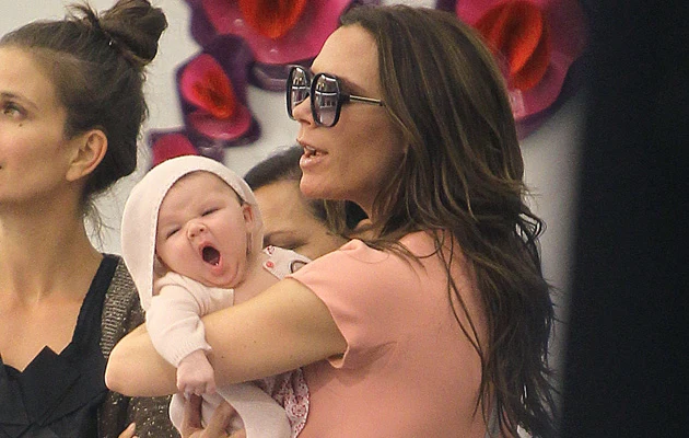 Victoria Beckham z córką Harper Victoria Beckham z córką Harper