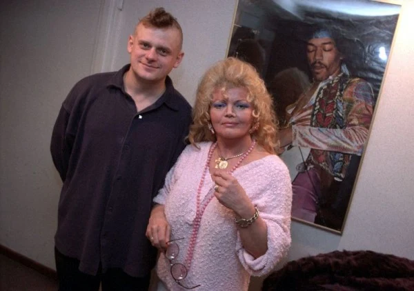 Z Kazikiem Staszewskim, 1996 r., fot.Piotr Liszkiewicz Z Kazikiem Staszewskim, 1996 r., fot.Piotr Liszkiewicz