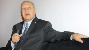 Jerzy Stuhr podczas pokazu "Habemus papam" 28 października, fot.Damian Klamka