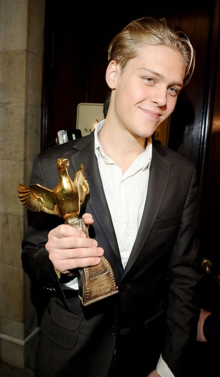 Jakub Gierszał dostał Złotą Kaczkę za rolę Dominika w "Sali Samobójców"