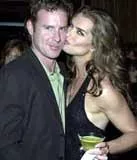 Szczęśliwi Brooke Shields i Chris Henchy