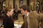 Julianne Moore i Pierce Brosnan w filmie "Pozew o miłość"