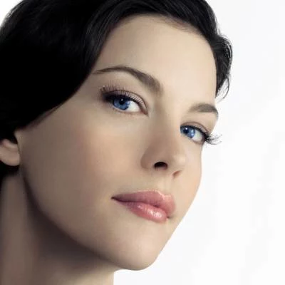 Liv Tyler w makijażu Givenchy Liv Tyler w makijażu Givenchy
