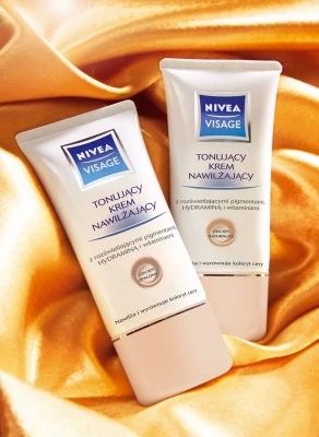 Tonujące kremy nawilżające NIVEA VISAGE