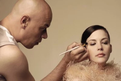 Liv Tyler jest "twarzą" nowych kosmetyków Givenchy
