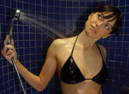 Wolisz kąpiel w wannie, czy szybki prysznic?, fot. J. Stalęga