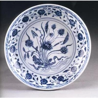 Talerz, Chiny, Jingdezhen, dynastia Ming, pocz. XV w., porcelana, Muzeum Pałacu Topkapy