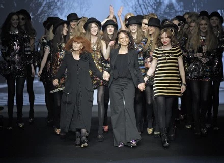 Sonia Rykiel z córką Nathalie podczas pokazu kolekcji jesień/zima 2008