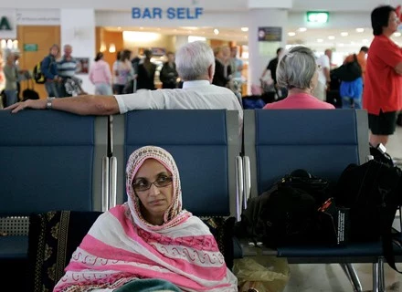 Aminatou Haidar na lotnisku Lanzarote