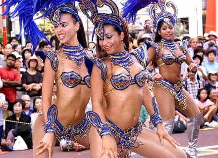 Nie musisz mieć seksownego stroju, aby tańczyć jak brazylijska tancerka