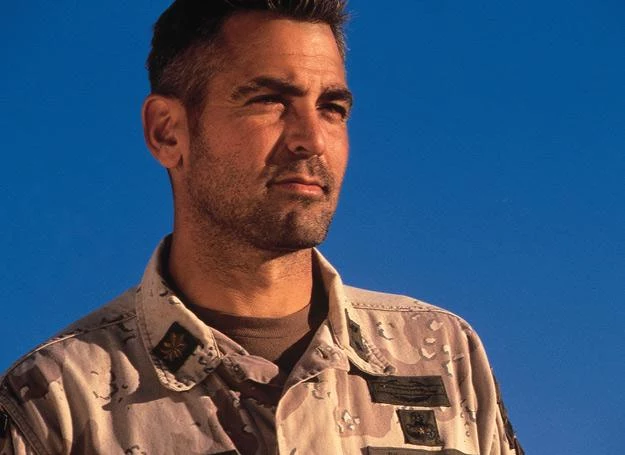George Clooney w filmie "Złoto pustyni"