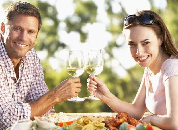 Codzienne spożywanie niewielkiej ilości alkoholu zmniejsza ryzyko chorób serca Codzienne spożywanie niewielkiej ilości alkoholu zmniejsza ryzyko chorób serca
