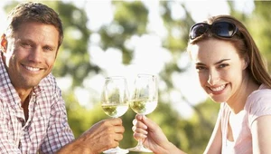 Codzienne spożywanie niewielkiej ilości alkoholu zmniejsza ryzyko chorób serca