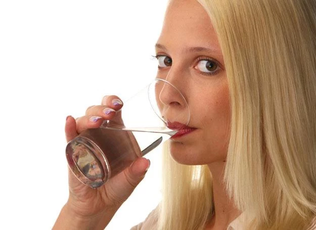 Bez wody nie mogą zachodzić reakcje metaboliczne Bez wody nie mogą zachodzić reakcje metaboliczne