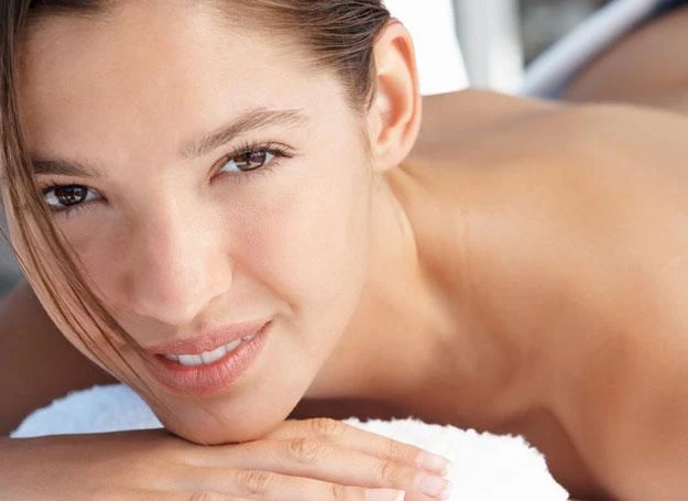 Kremy, odżywki i kosmetyki do pielęgnacji skóry wspaniale nawilżają, ale nie wypełnią zmarszczek Kremy, odżywki i kosmetyki do pielęgnacji skóry wspaniale nawilżają, ale nie wypełnią zmarszczek