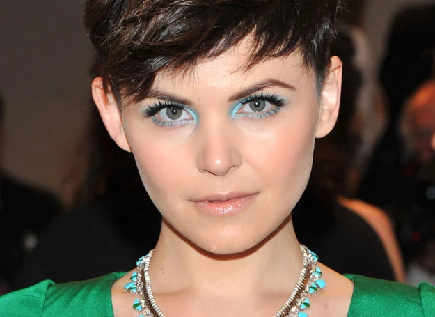 Wyrazisty zielony cień na powiekach Ginnifer Goodwin