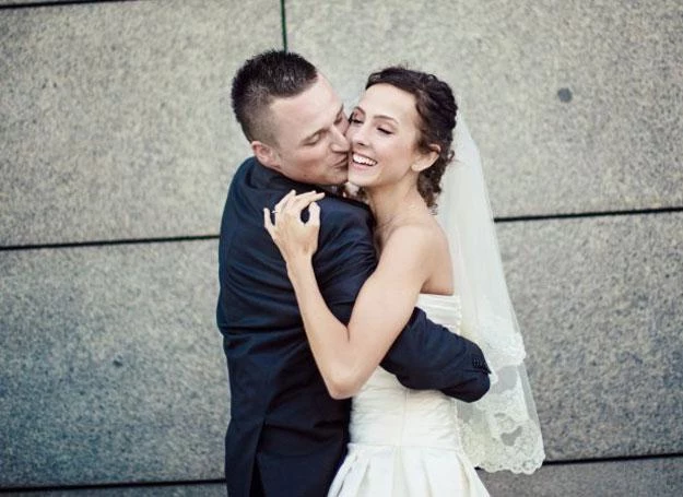 W dniu ślubu najlepiej jest potraktować fotografa jako swojego dobrego znajomego W dniu ślubu najlepiej jest potraktować fotografa jako swojego dobrego znajomego
