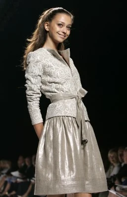 Tydzień Mody w Nowym Jorku, wiosna 2006, kreacja: Bill Blass, fot. AFP Tydzień Mody w Nowym Jorku, wiosna 2006, kreacja: Bill Blass, fot. AFP