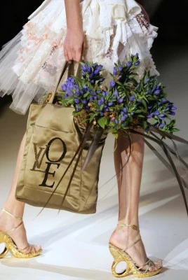 Moda wiosna-lato 2007, Paryż, fot. AFP Moda wiosna-lato 2007, Paryż, fot. AFP