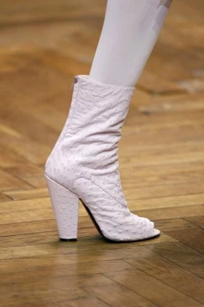 Eleganckie botki i kozaczki. Zobacz też: "Buty Baleciaga"