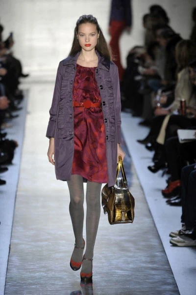 Cheap Chic Moschino