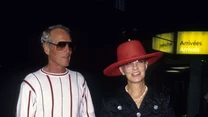 Paul Newman i Joanne Woodward na paryskim lotnisku  w 1982 r.