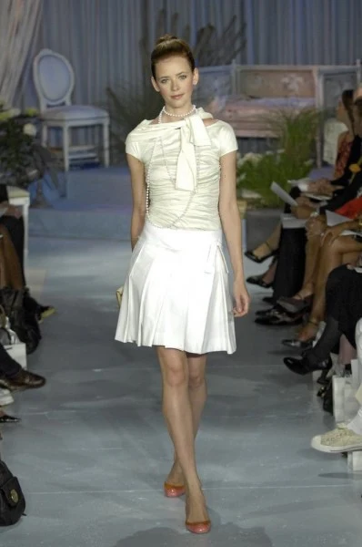 Projekt: Charles Nolan