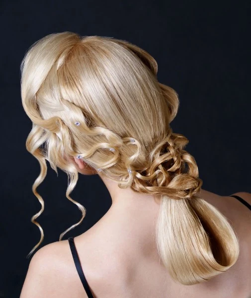 Stylizacja i fot. Adam Rudyk, modelka Karolina Kuik