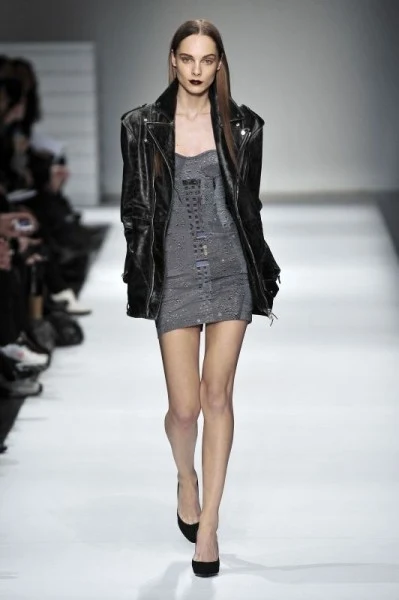 Hussein Chalayan, jesień-zima 2009/2010