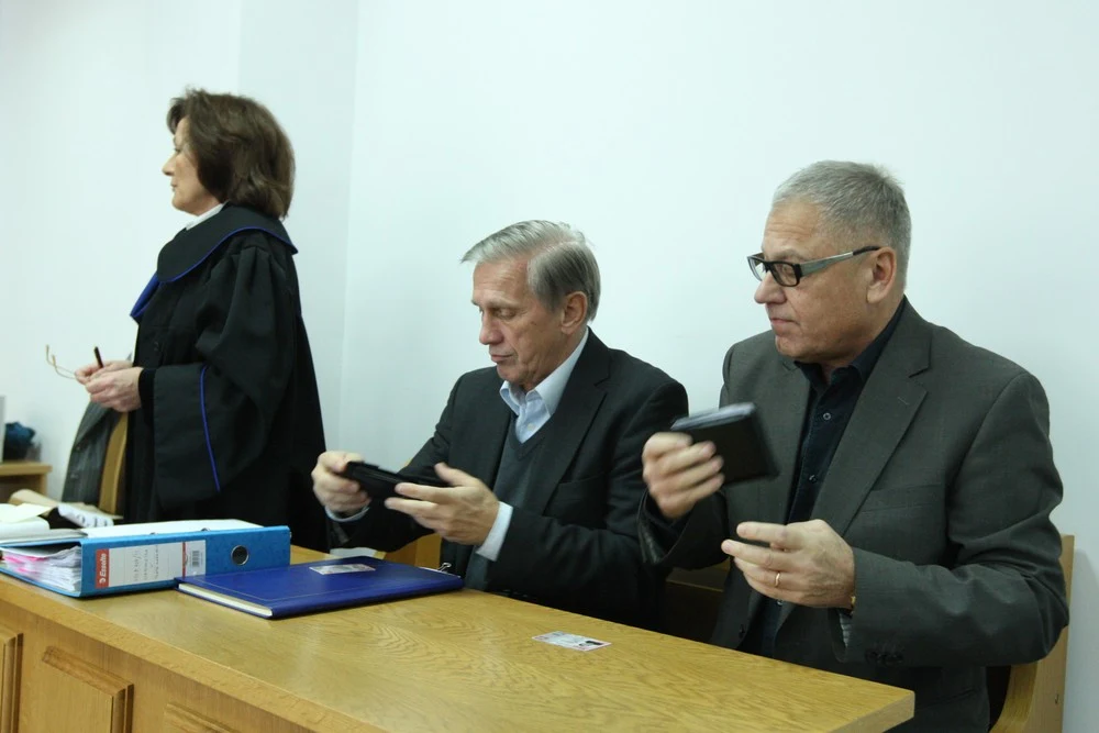 Grażyna Szapołowska i Jan Englert spotkali się w sądzie 30 listopada. Grażyna Szapołowska i Jan Englert spotkali się w sądzie 30 listopada.