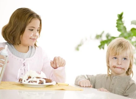 Nie rezygnuj z serwowania malcowi słodyczy, jednak rób to z rozwagą Nie rezygnuj z serwowania malcowi słodyczy, jednak rób to z rozwagą