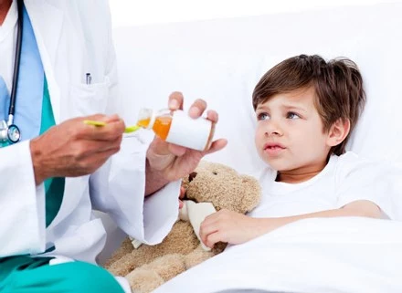 Napadowy kaszel może występować u dziecka nawet do miesiąca po zapaleniu oskrzeli Napadowy kaszel może występować u dziecka nawet do miesiąca po zapaleniu oskrzeli
