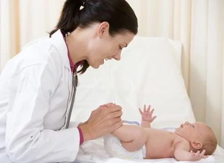 Zapalenie oskrzeli prawie zawsze zaczyna się od niewinnego kataru Zapalenie oskrzeli prawie zawsze zaczyna się od niewinnego kataru