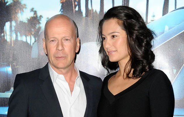 Bruce Willis i jego żona Emma Hemming. Bruce Willis i jego żona Emma Hemming.