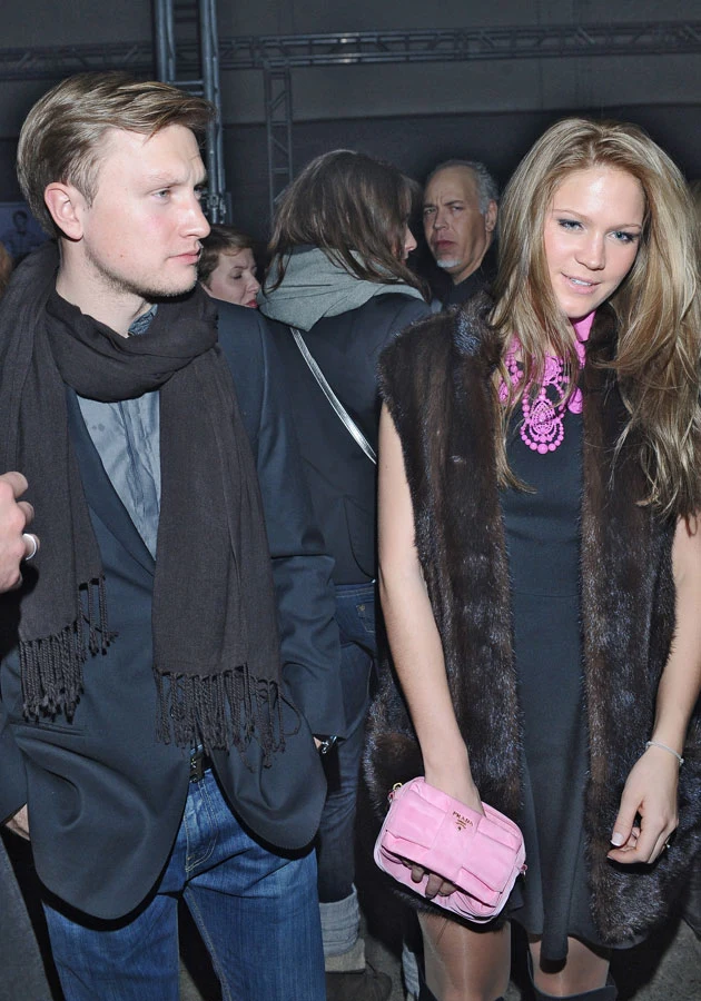 Jeszcze do niedawna Zosię widywano z Kubą Wesołowskim, aktorem znanym z serialu "Na Wspólnej". Jeszcze do niedawna Zosię widywano z Kubą Wesołowskim, aktorem znanym z serialu "Na Wspólnej".